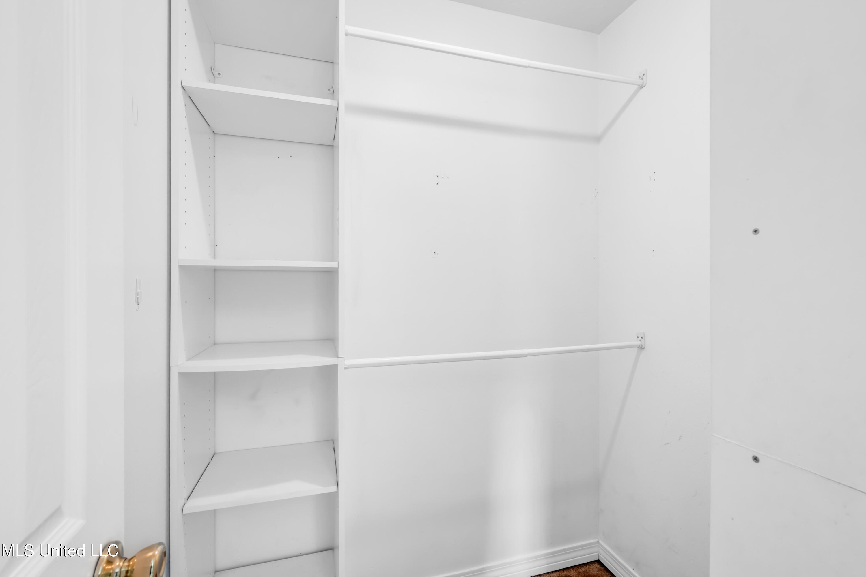 8500 Clamshell Avenue Ocean Springs, MS 39564 - Photo 31 of 47 8500ClamshellAve-24