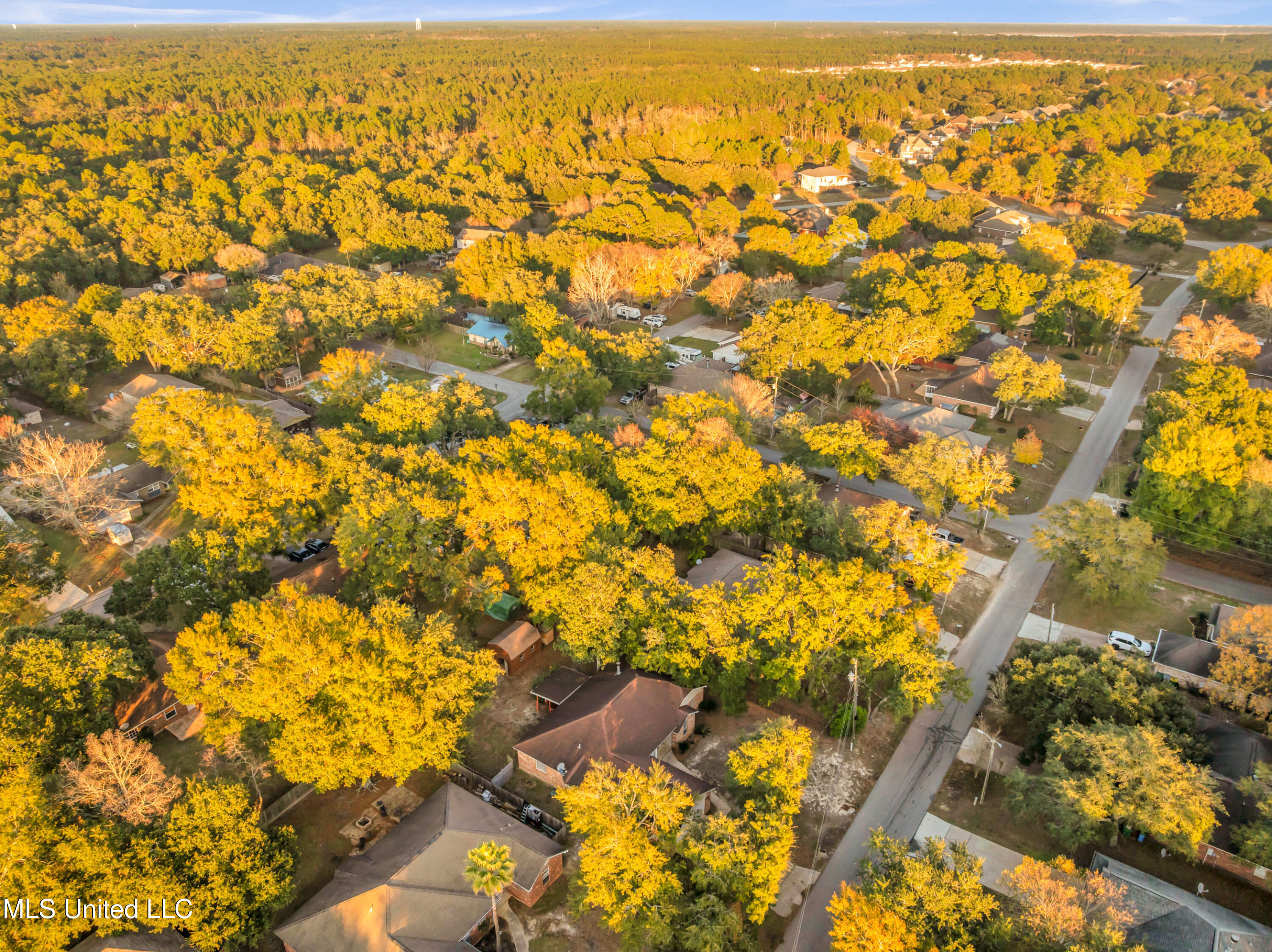 8500 Clamshell Avenue Ocean Springs, MS 39564 - Photo 43 of 47 8500ClamshellAve-40