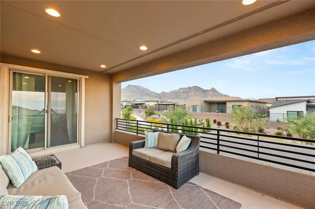 $9,000 | 12178 Harris Smt Avenue, Las Vegas, NV 89138