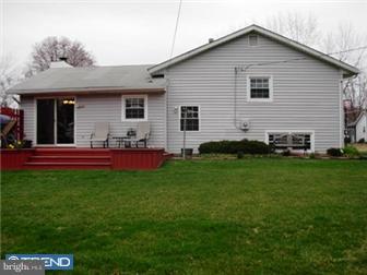 120 Colfax Road Newark, DE 19713 - Photo 8 of 12 Exterior Back