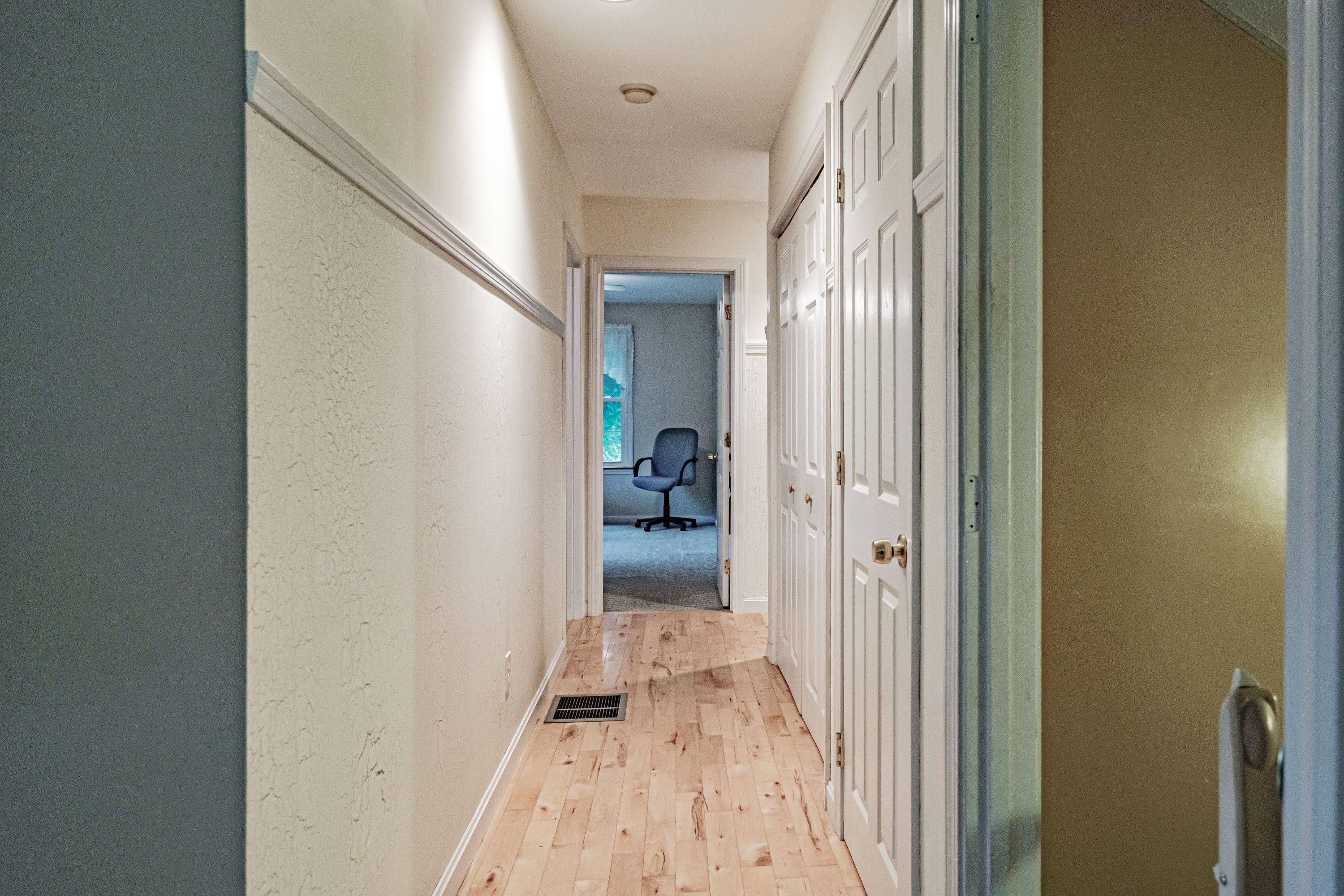 504 Middle Road Waterboro, ME 04087 - Photo 11 of 27 504 12