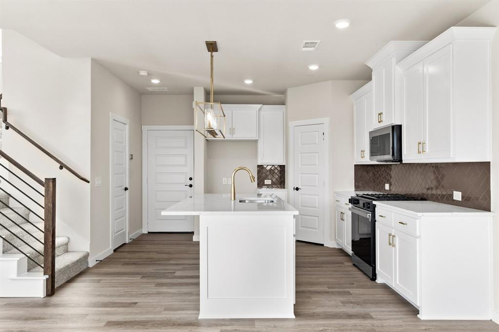 2028 Aldrich Road Celina, TX 75009 - Photo 12 of 35 012-2028AldrichRoad-Celina-TX-75009-Kitchen.jpg-SMALL