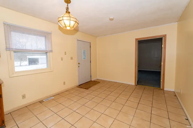 $280,000 | 23360 County Road 106, Elkhart, IN 46514