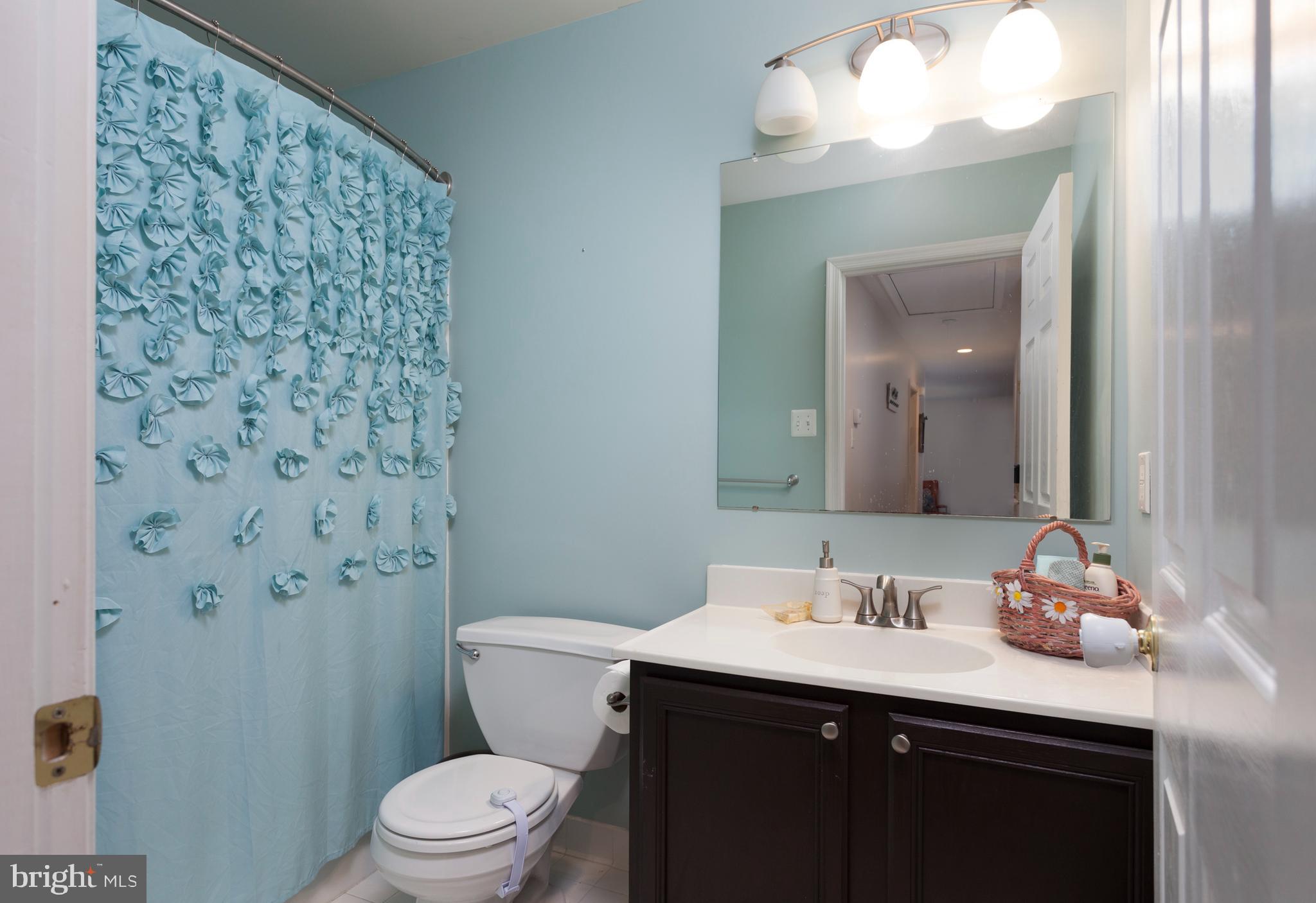 1691 Bahr Road Pottstown, PA 19464 - Photo 16 of 28 Main Floor Bath