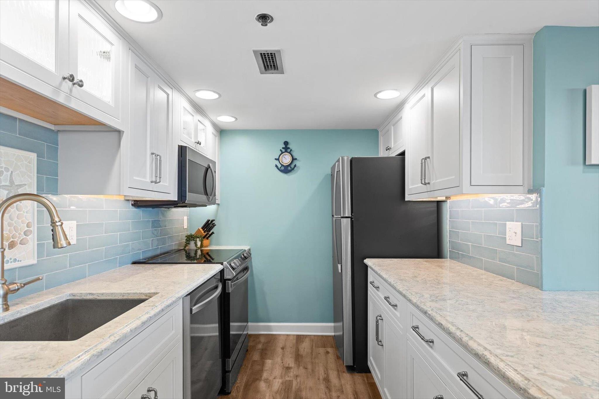 210 Georgetown House Road Bethany Beach, DE 19930 - Photo 14 of 60 Galley Kitchen