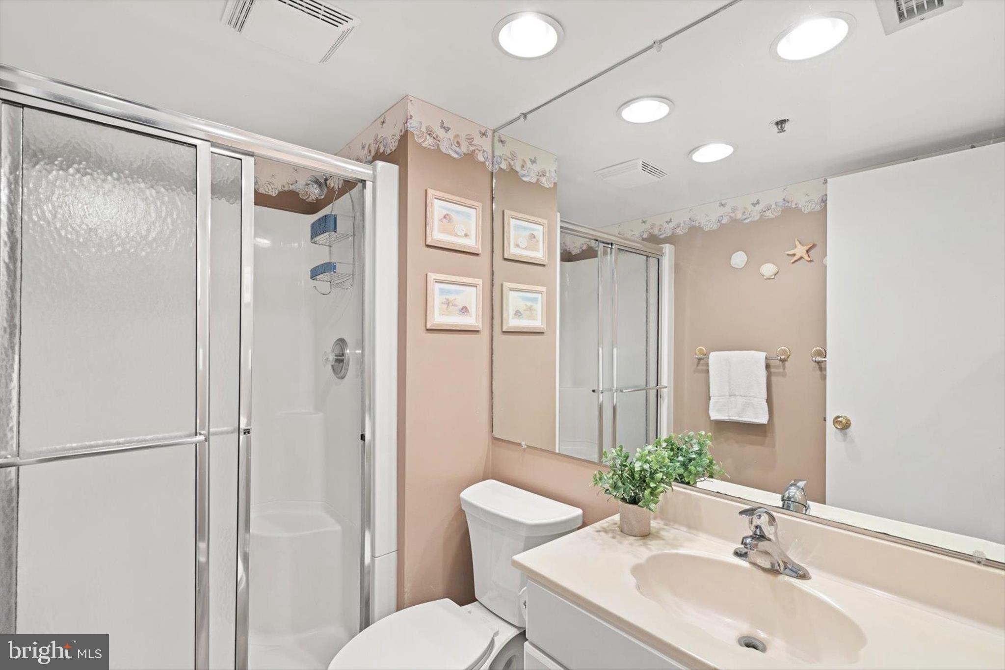 210 Georgetown House Road Bethany Beach, DE 19930 - Photo 38 of 60 Hall Bath