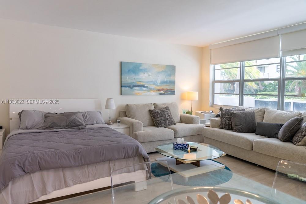 100 Lincoln Road, Unit 330 Miami Beach, FL 33139 - Photo 2 of 14