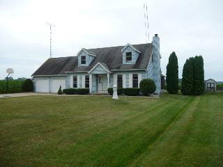 411 West Erie Road Temperance, MI 48182 - Photo 1 of 20 629989.JPG