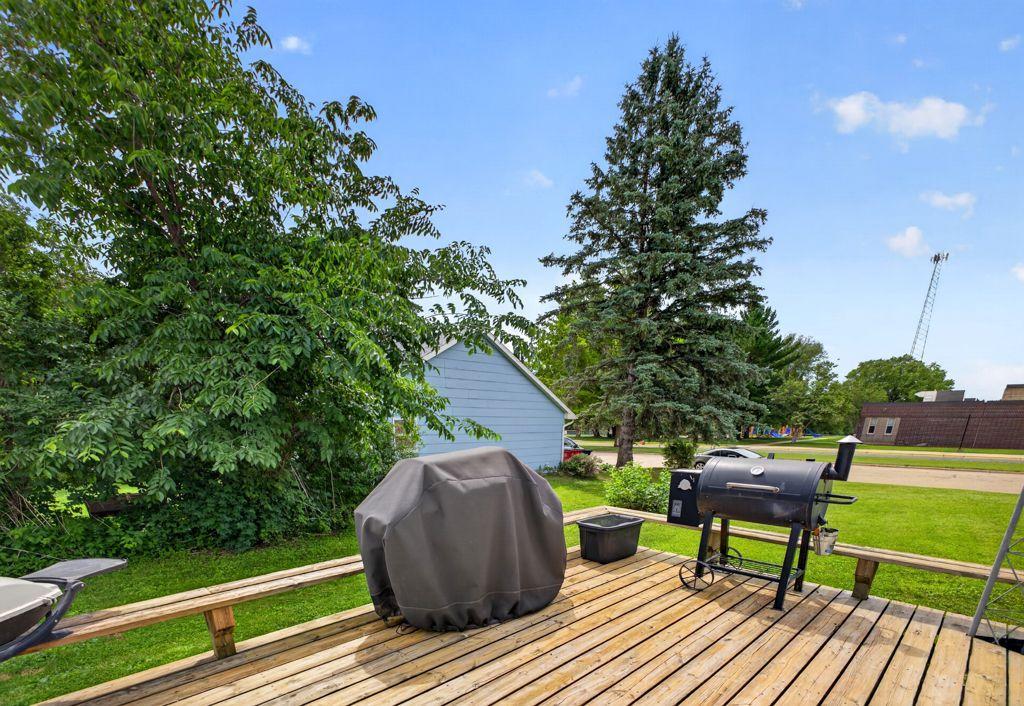 150 2nd Avenue Southwest Elgin, MN 55932 - Photo 4 of 58