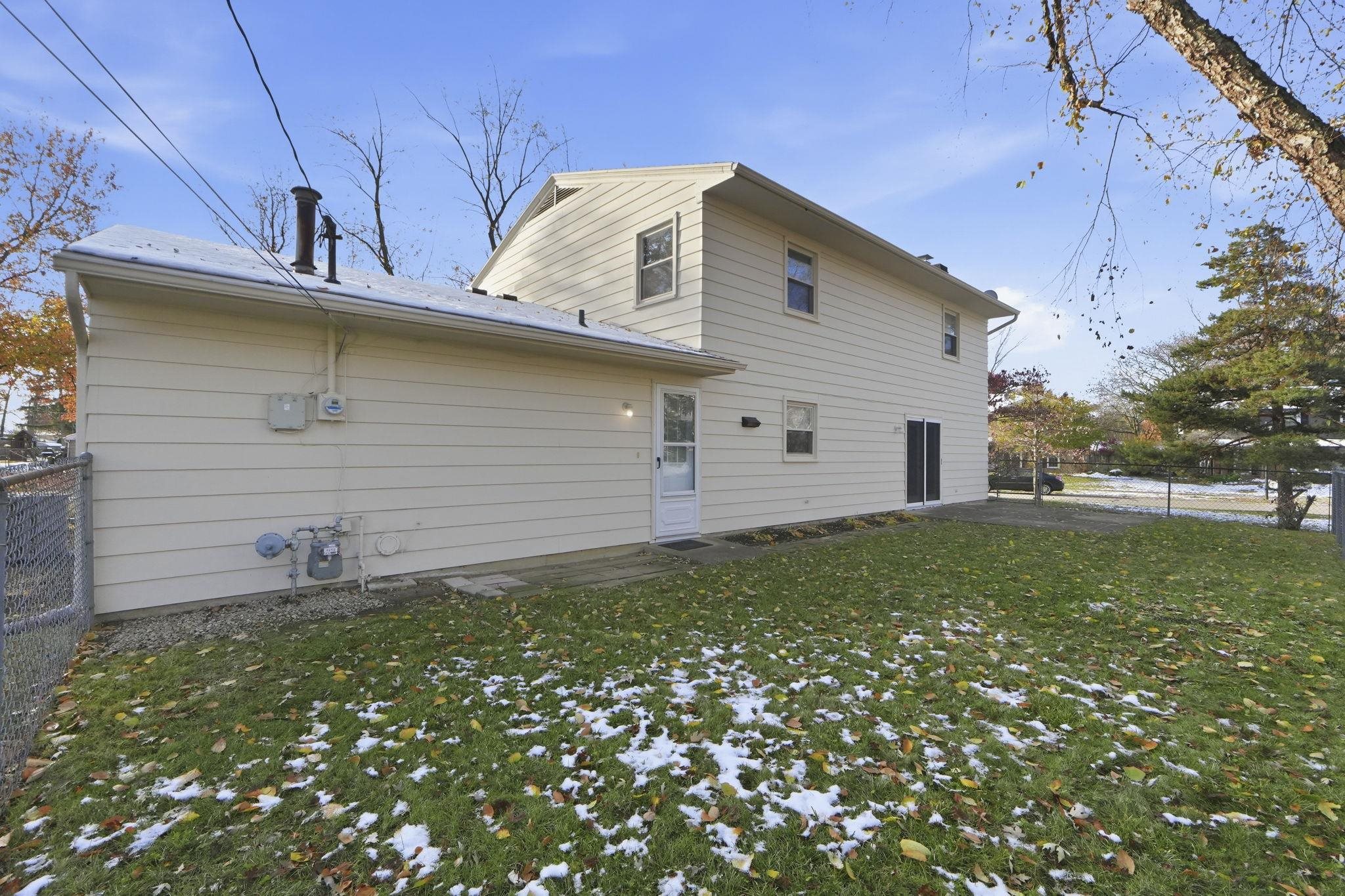 5107 Louden Drive Fort Wayne, IN 46815 - Photo 6 of 33
