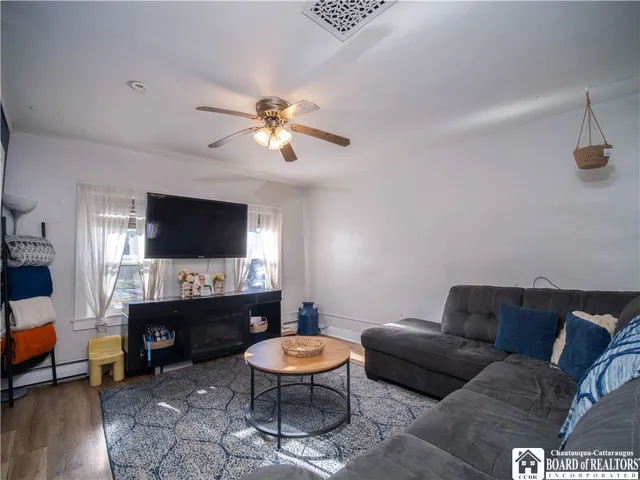 $159,900 | 164 Eagle Street, Pomfret, NY 14063