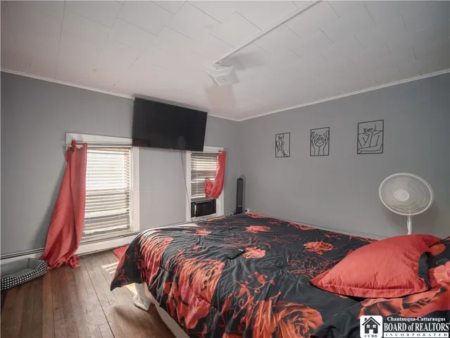 $159,900 | 164 Eagle Street, Pomfret, NY 14063