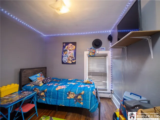 $159,900 | 164 Eagle Street, Pomfret, NY 14063