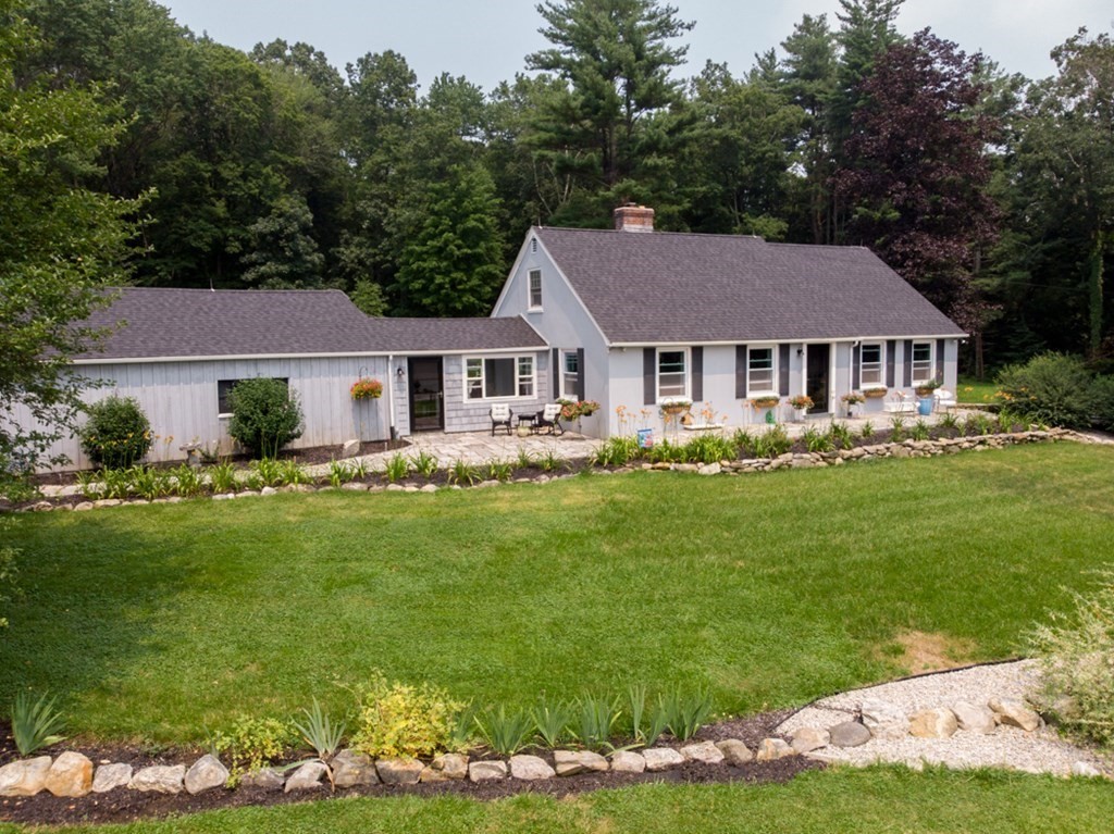 460 Monson Road Wilbraham, MA 01095 - Photo 3 of 36