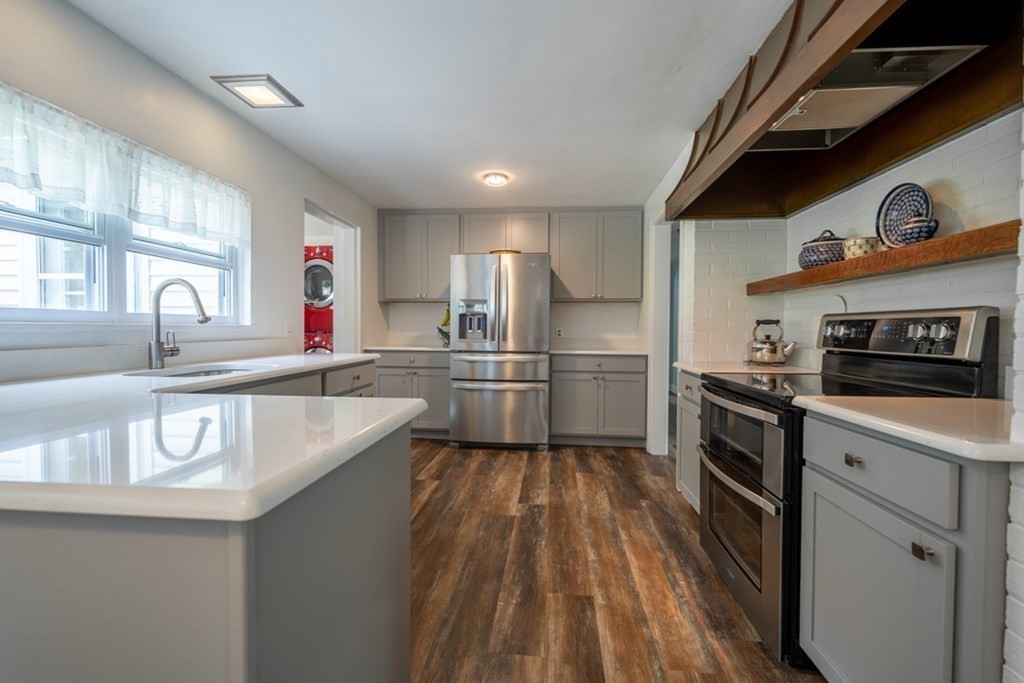 460 Monson Road Wilbraham, MA 01095 - Photo 8 of 36
