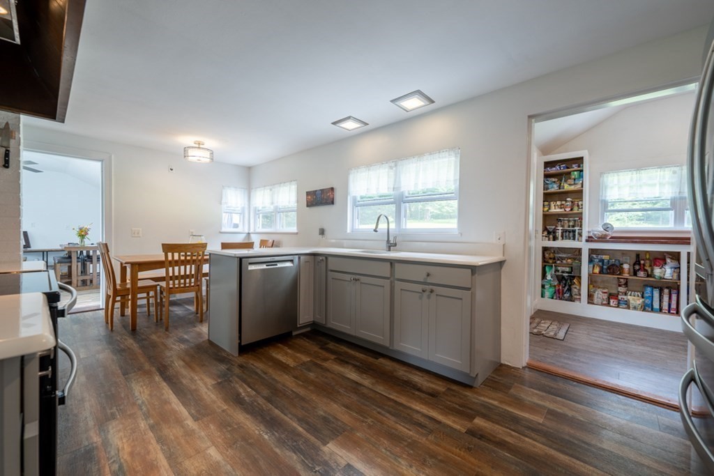 460 Monson Road Wilbraham, MA 01095 - Photo 10 of 36