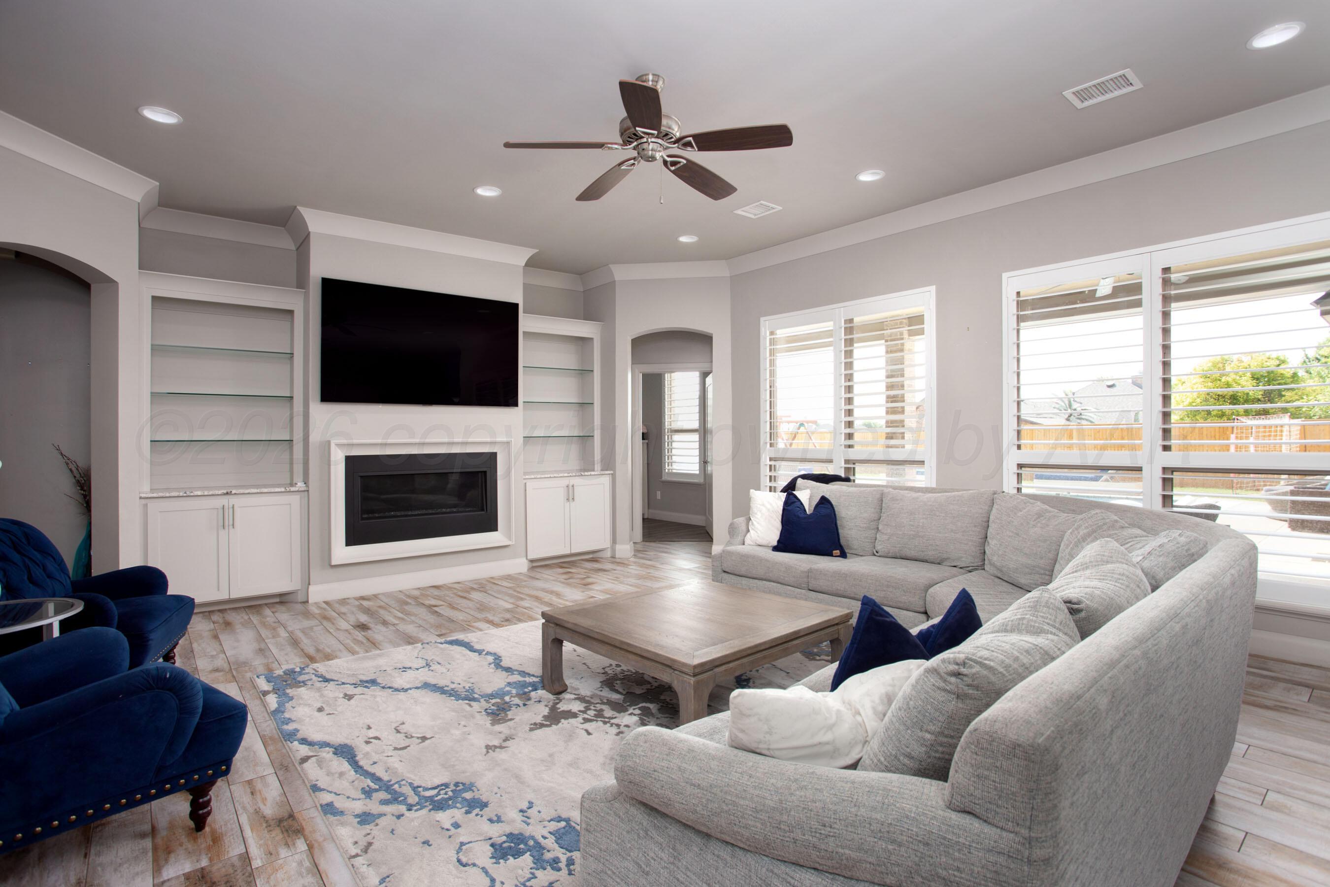 6903 Longleaf Lane Amarillo, TX 79124 - Photo 6 of 43 Living Room