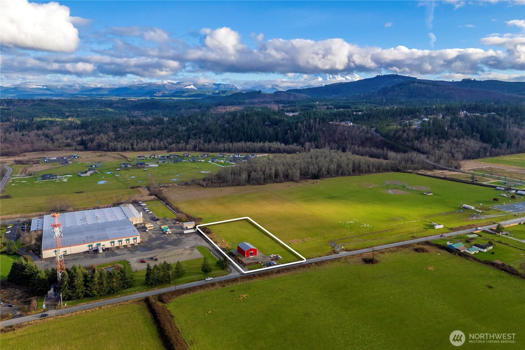19403 Orville Road East Orting, WA 98360 - Photo 2 of 15 a view of a tennis court