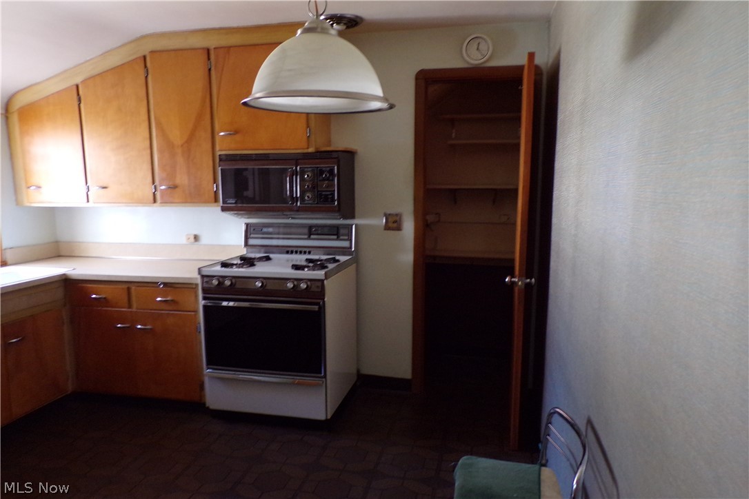 23231 Chardon Road Euclid, OH 44117 - Photo 22 of 35 Gallery Image 22