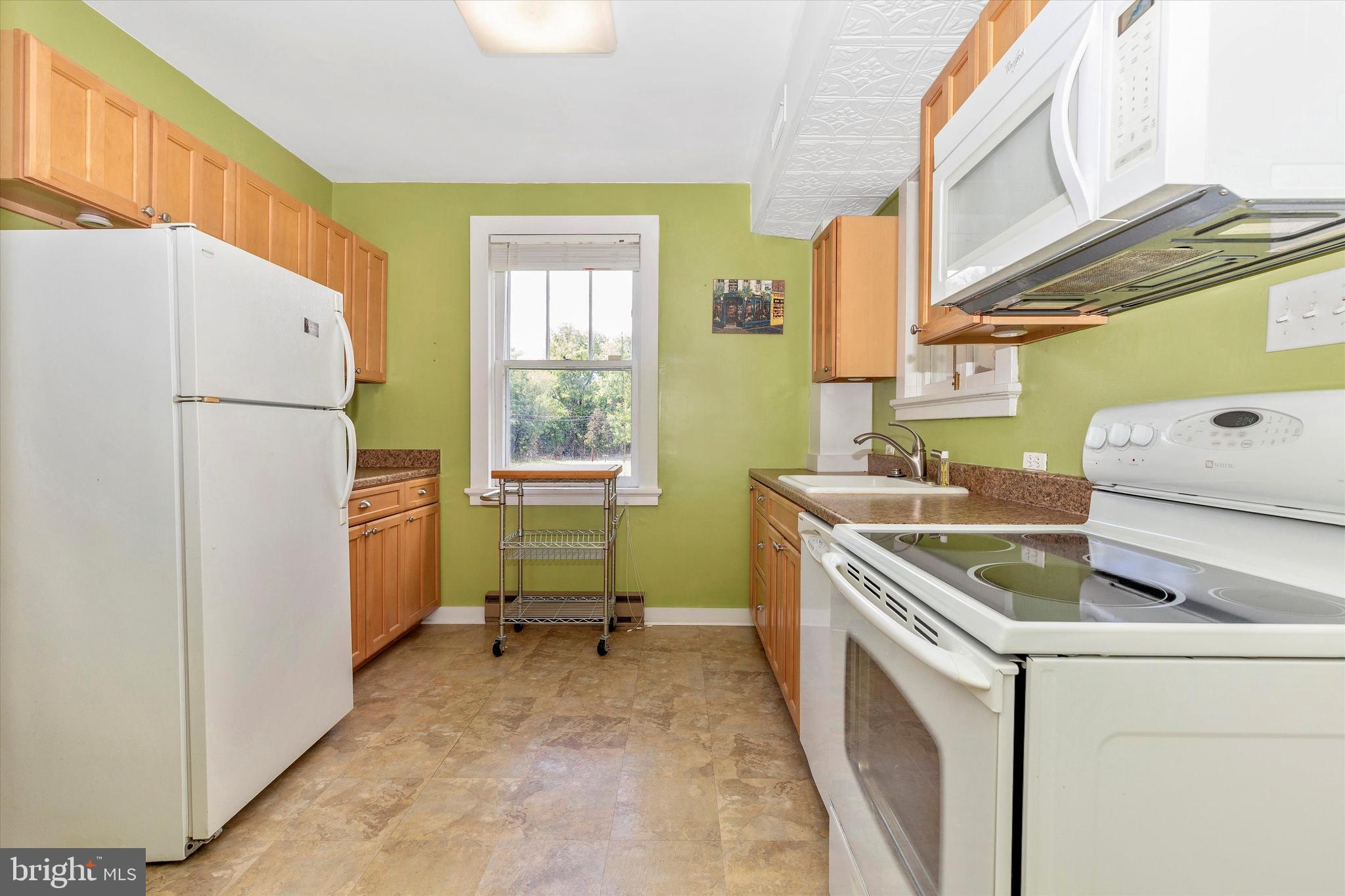 1661 Shookstown Road Frederick, MD 21702 - Photo 14 of 58 KITCHEN is bright and airy