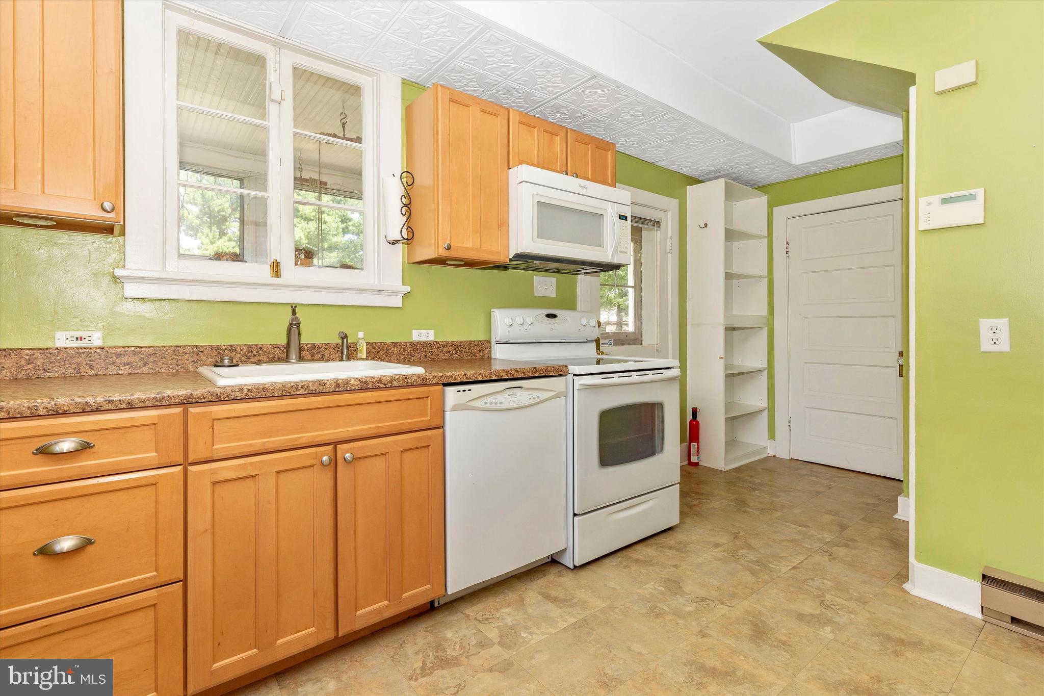 1661 Shookstown Road Frederick, MD 21702 - Photo 17 of 58 KITCHEN