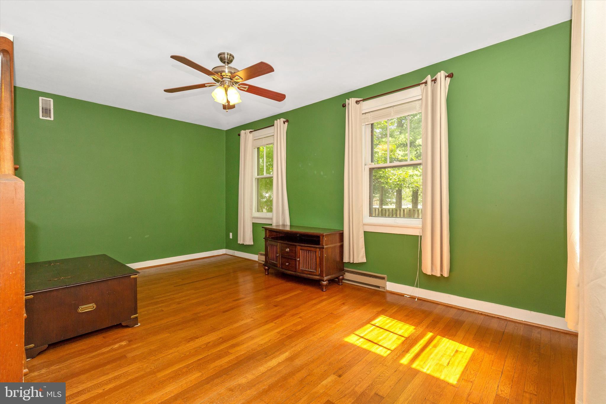 1661 Shookstown Road Frederick, MD 21702 - Photo 7 of 58 LIVING ROOM