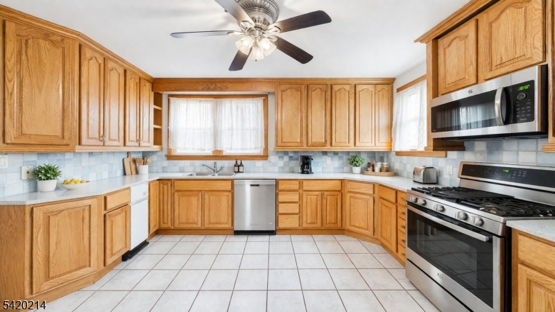 1019 Salem Road Union, NJ 07083 - Photo 4 of 8