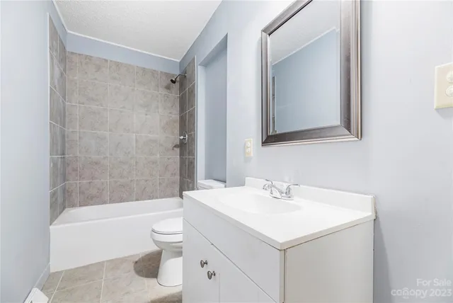 $244,000 | 328 South Miller Avenue, Statesville, NC 28677