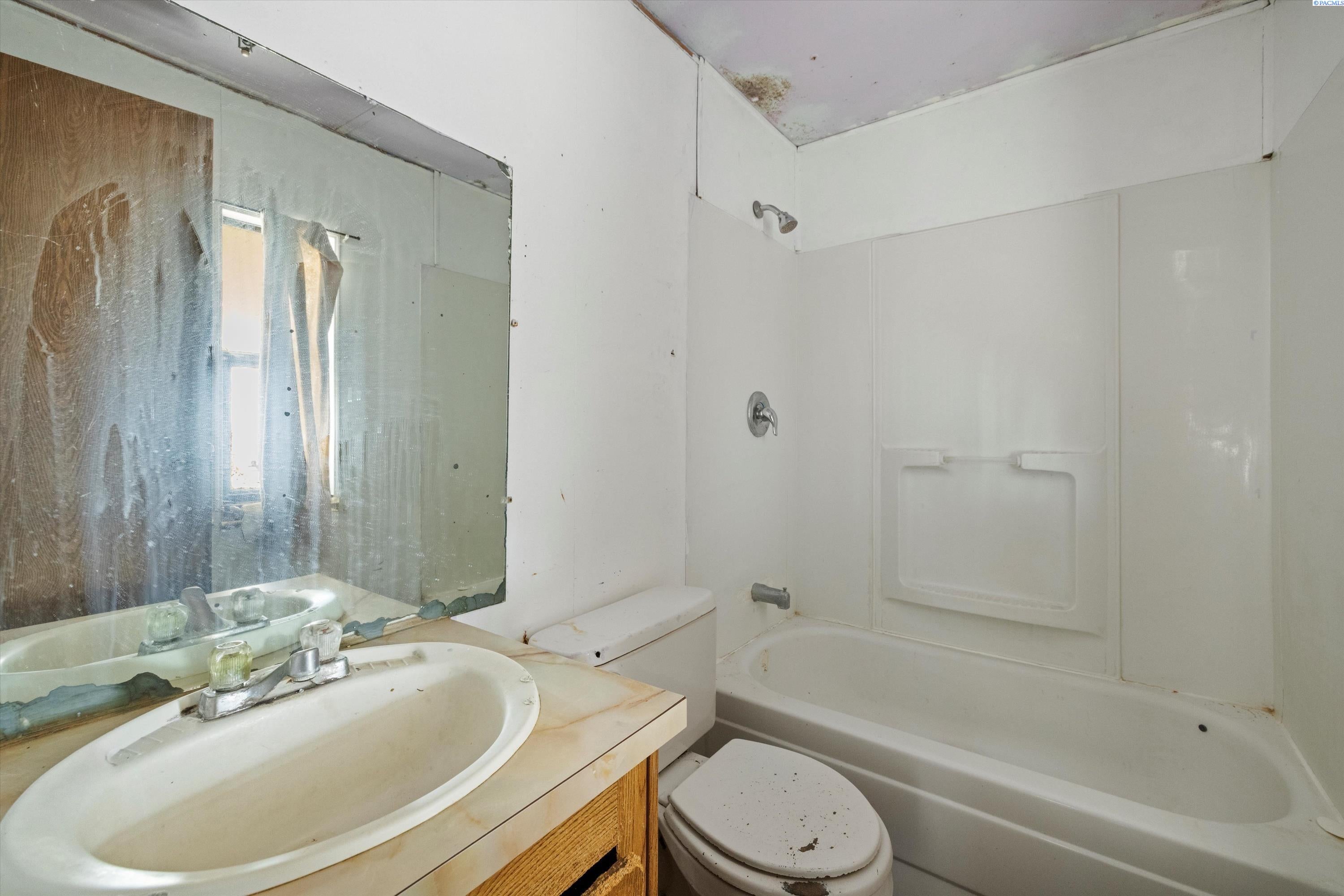 167902 West North River Road Prosser, WA 99350 - Photo 13 of 16 Gallery Image 13
