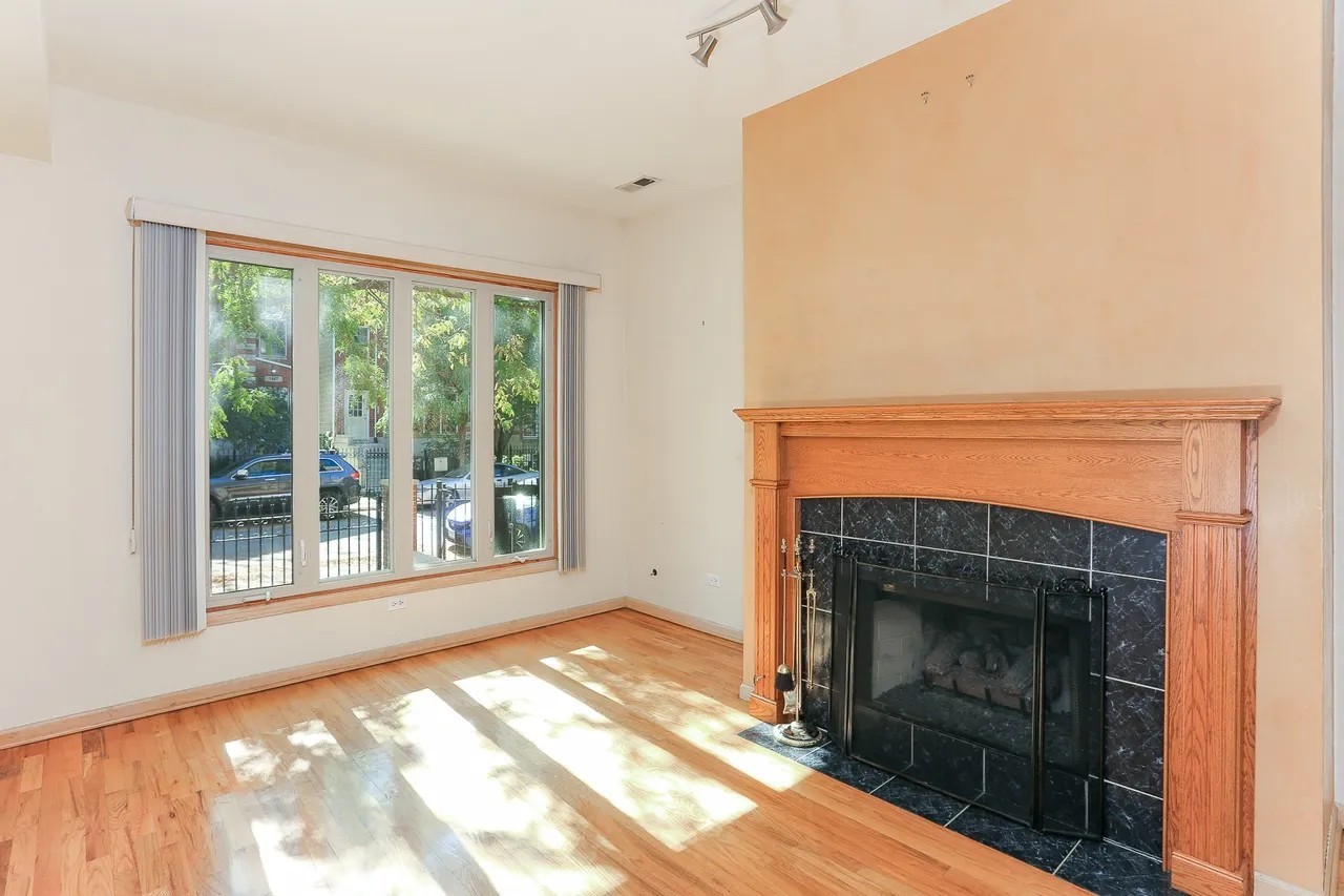 1444 West Walton Street, Unit 1 Chicago, IL 60642 - Photo 5 of 23