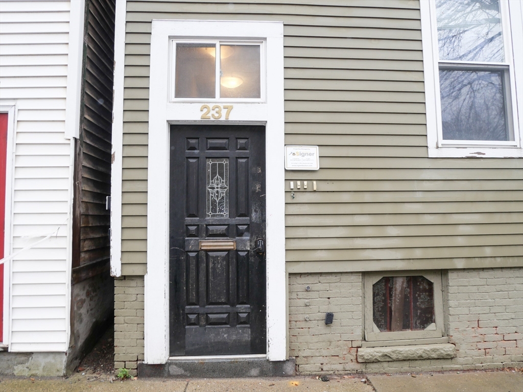 237 West 3rd Street, Unit 2 Boston, MA 02127 - Photo 11 of 11