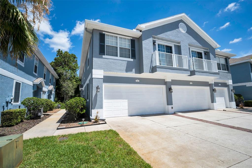 8525 Shallow Creek Court New Port Richey, FL 34653 - Photo 3 of 59