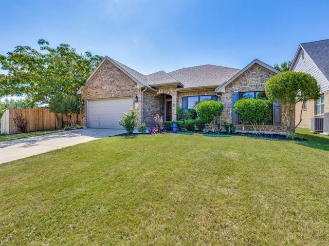 $2,550 | 2609 Plains View Drive, Burleson, TX 76028