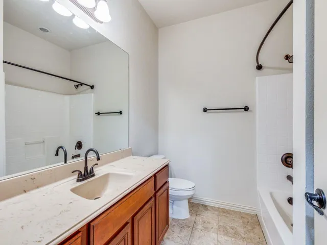 $2,550 | 2609 Plains View Drive, Burleson, TX 76028