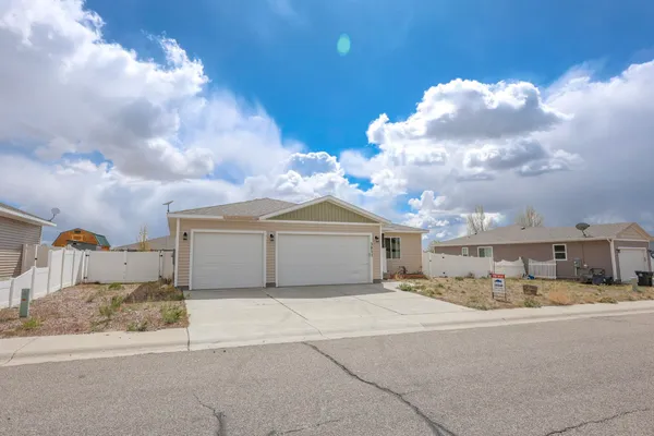 $399,900 | 3851 Sandhill Street, Rock Springs, WY 82901