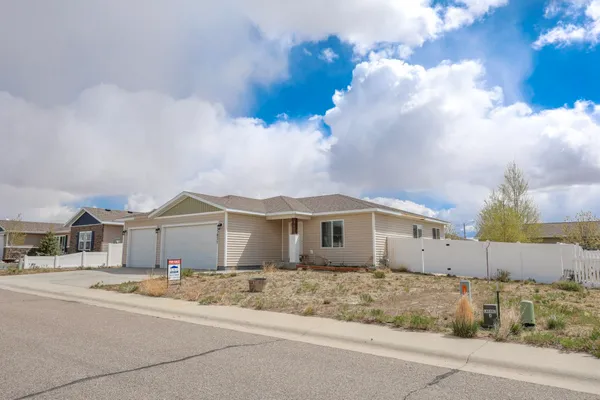 $399,900 | 3851 Sandhill Street, Rock Springs, WY 82901