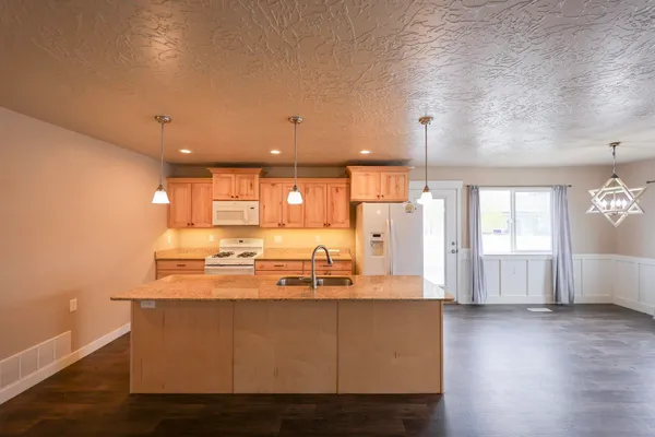 $399,900 | 3851 Sandhill Street, Rock Springs, WY 82901