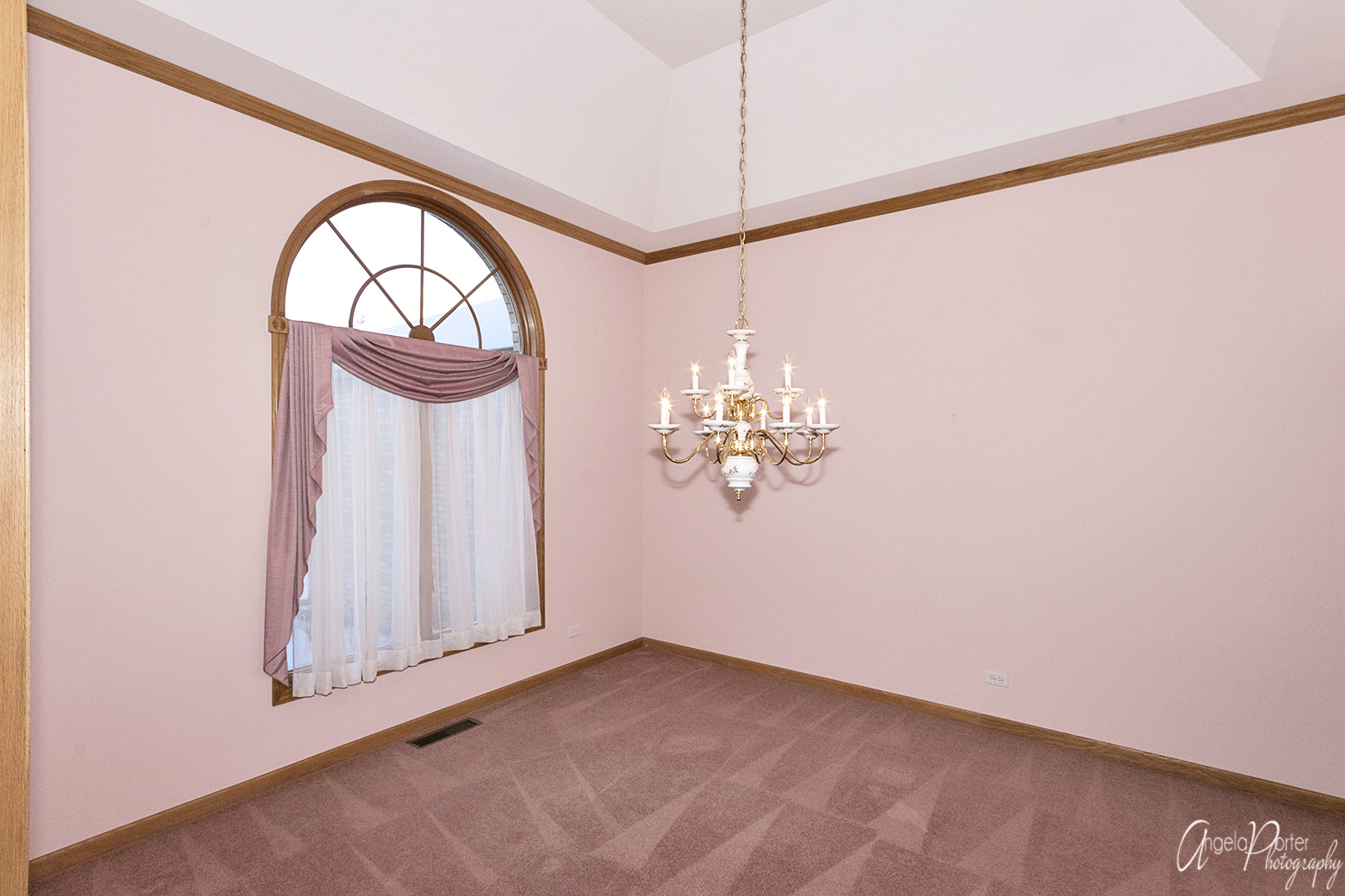 1409 Elm Street Spring Grove, IL 60081 - Photo 2 of 28 a view of entryway with chandelier