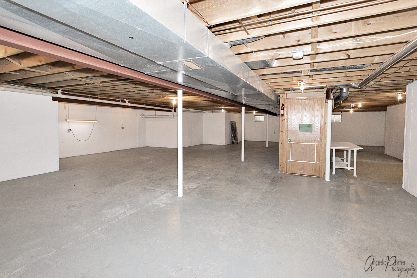 1409 Elm Street Spring Grove, IL 60081 - Photo 22 of 28 a view of an empty room