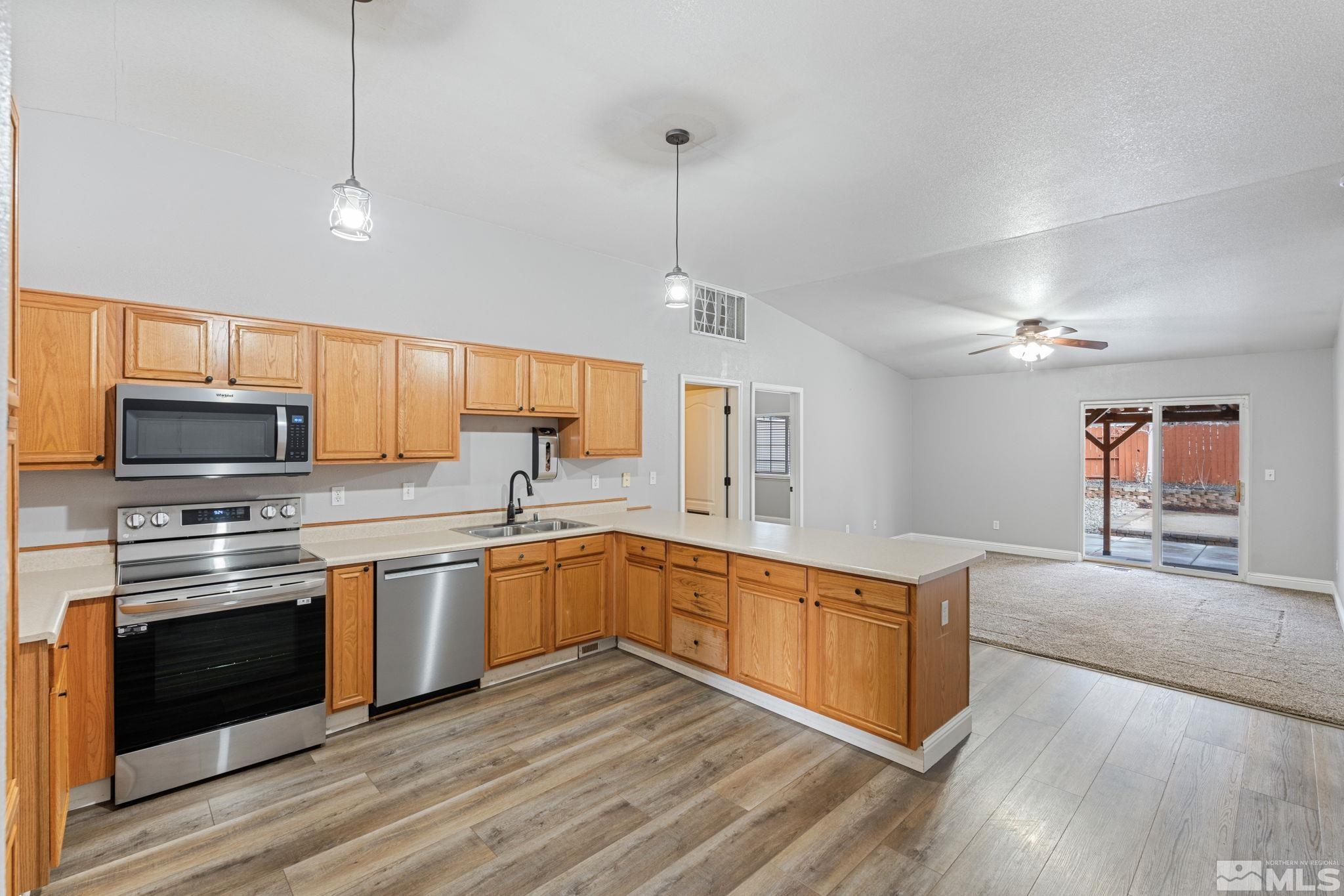 18125 Cherryleaf Court Reno, NV 89508 - Photo 8 of 40 Photo 8