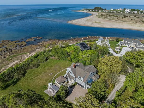 $2,400,000 | 1 Trouants Island, Marshfield, MA 02050