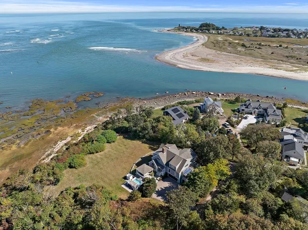 $2,400,000 | 1 Trouants Island, Marshfield, MA 02050