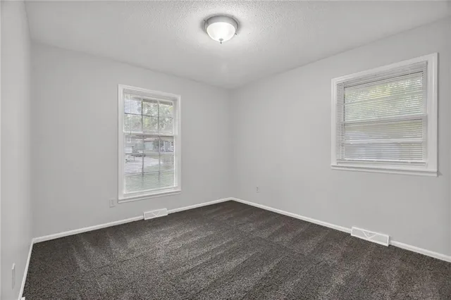 $262,000 | 17800 Whitney Court, Independence, MO 64057