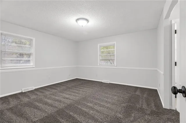 $262,000 | 17800 Whitney Court, Independence, MO 64057