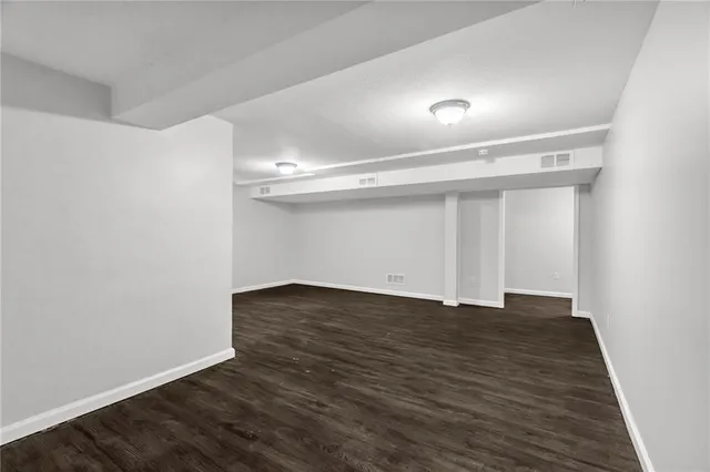 $262,000 | 17800 Whitney Court, Independence, MO 64057