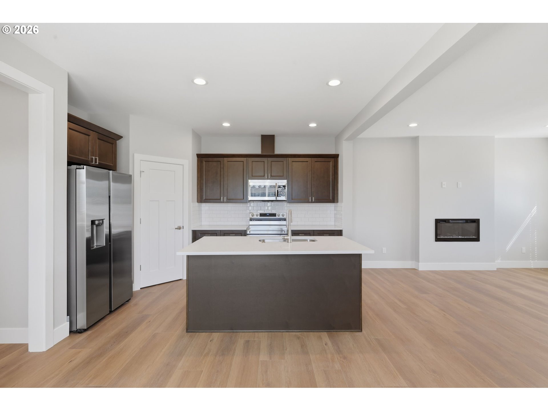 4023 Southwest Royal Avenue Gresham, OR 97080 - Photo 13 of 48
