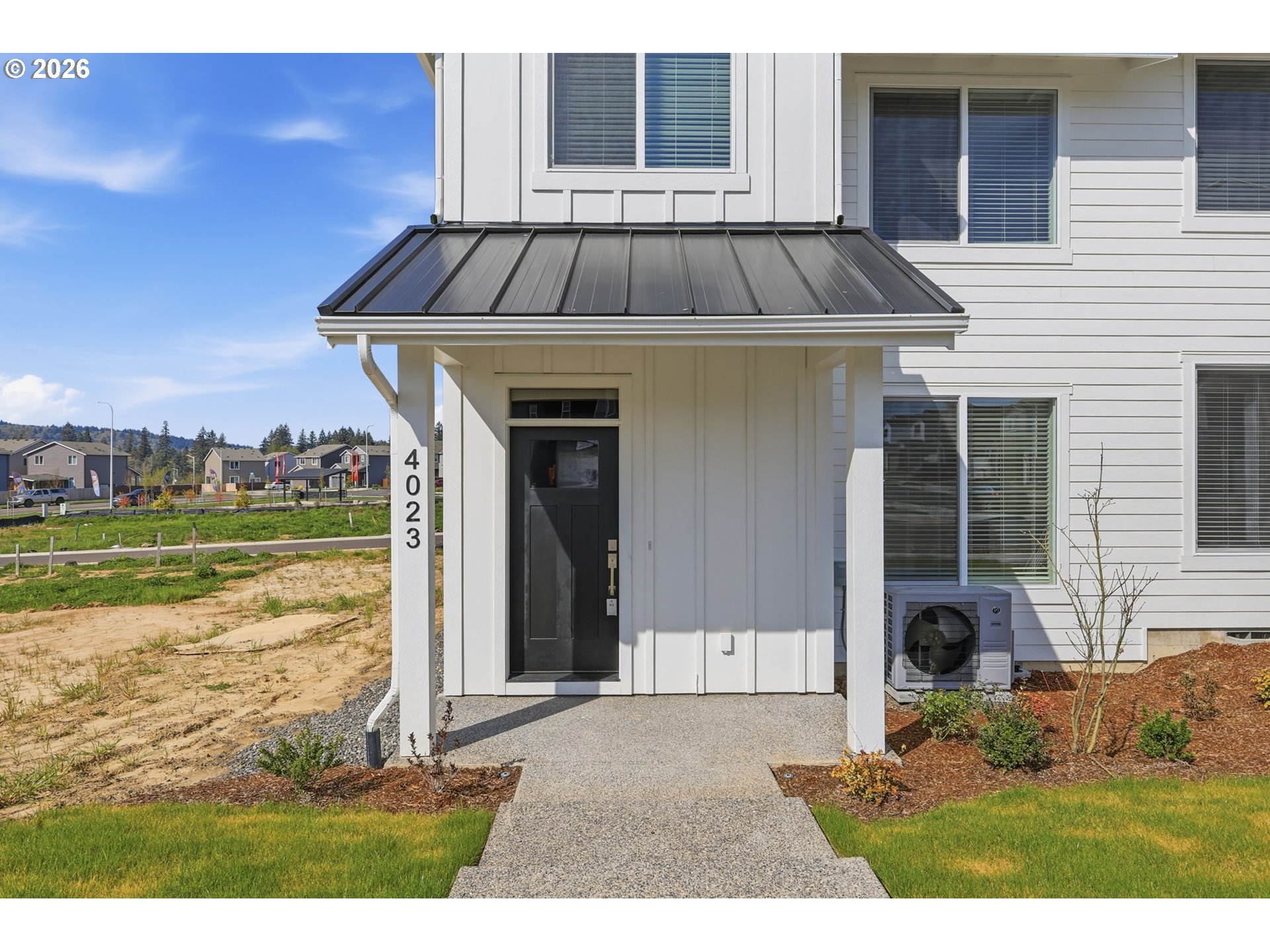 4023 Southwest Royal Avenue Gresham, OR 97080 - Photo 3 of 48