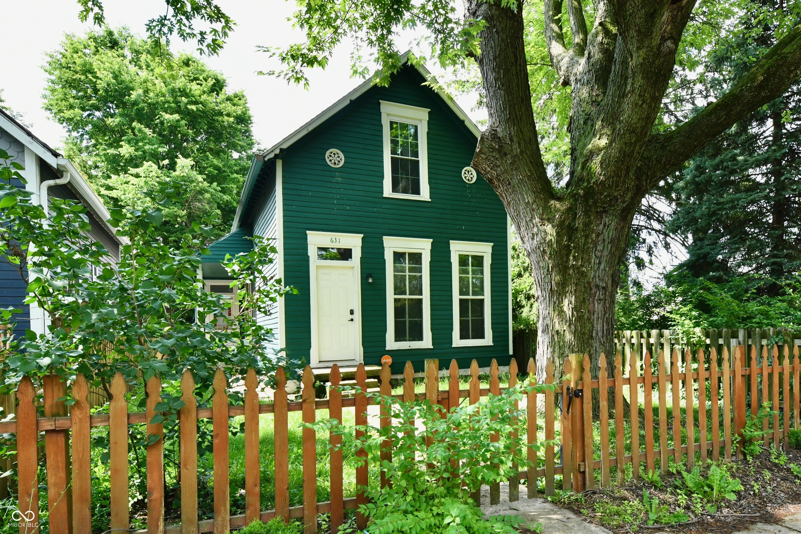 631 Prospect Street Indianapolis, IN 46203 - Photo 3 of 39