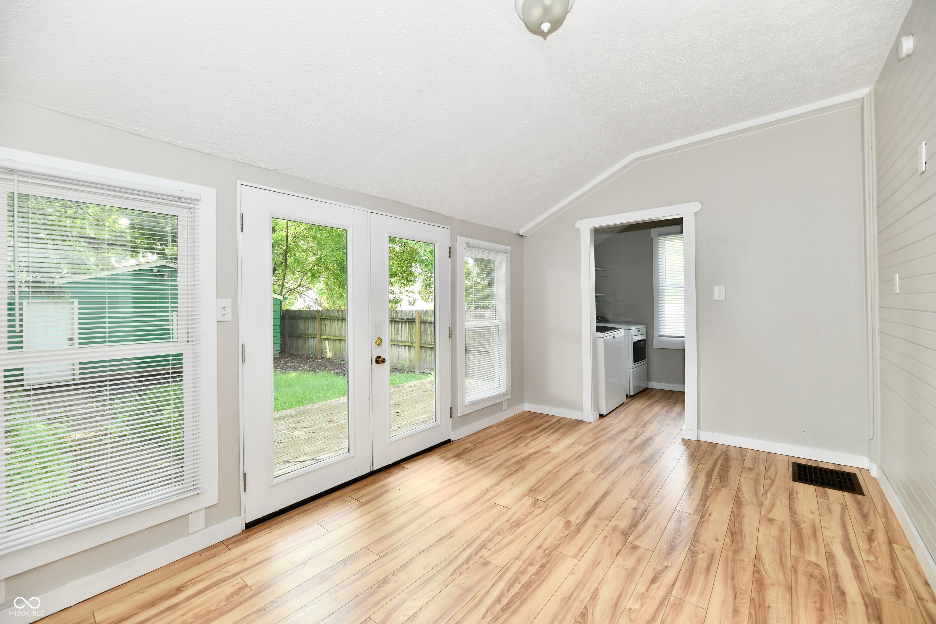 631 Prospect Street Indianapolis, IN 46203 - Photo 9 of 39