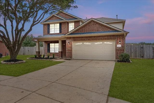 $389,900 | 11607 Seaglers Point Lane, Richmond, TX 77406